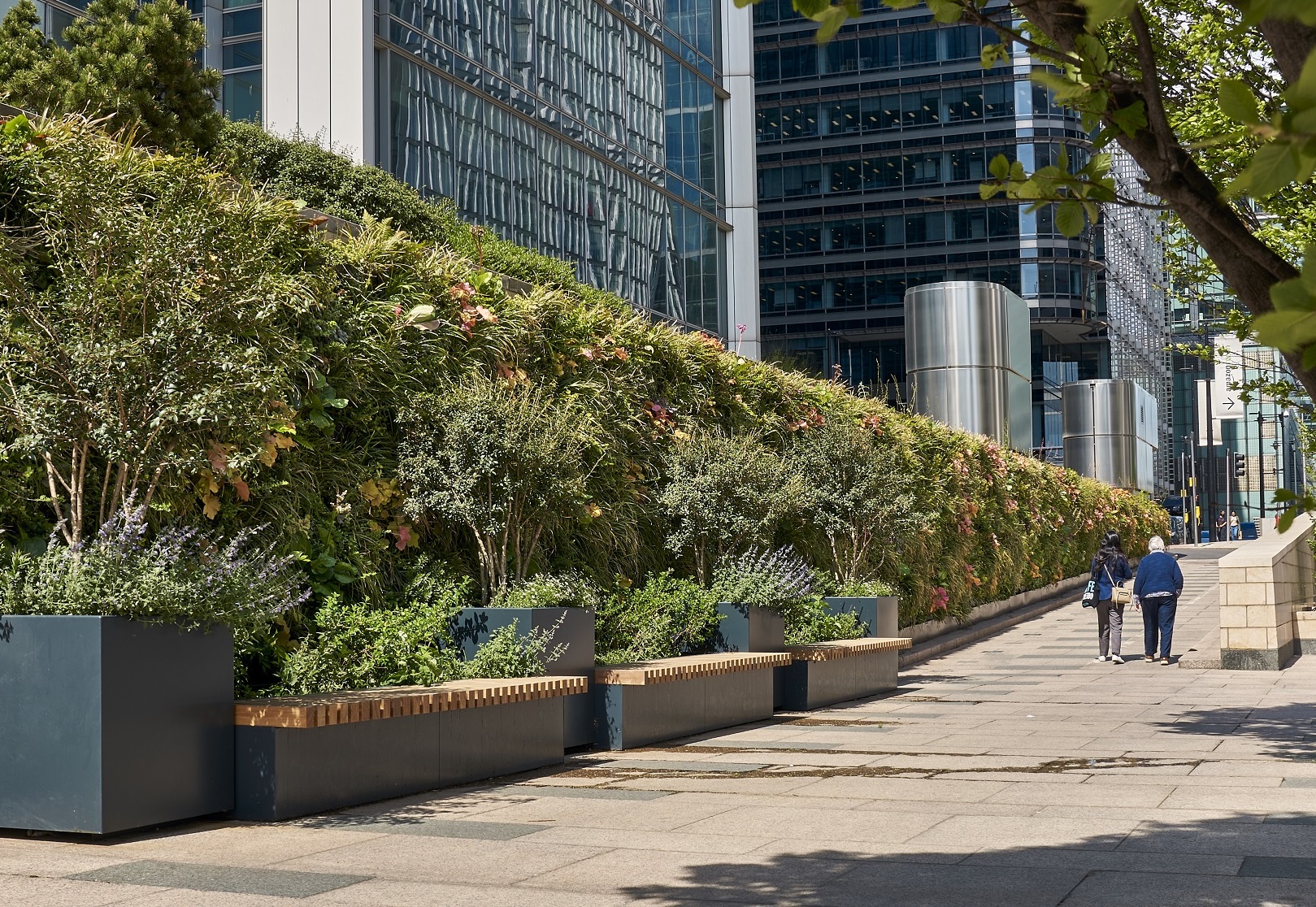 Green walls at Canary Wharf