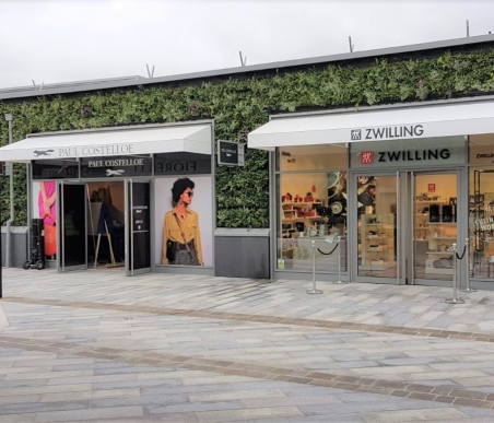 Ashford Designer Outlet Living Wall