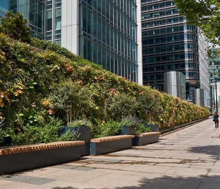 PlantBox living walls installed at Canary Wharf, Montgomary Walk